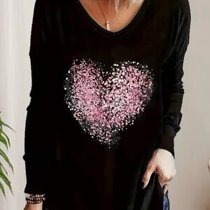 Heart Graphic Black T-Shirt